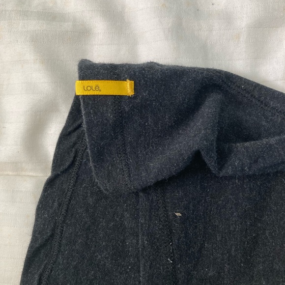 Lole Lunner Casual lifestyle gray skirt Sz Medium - Picture 6 of 8